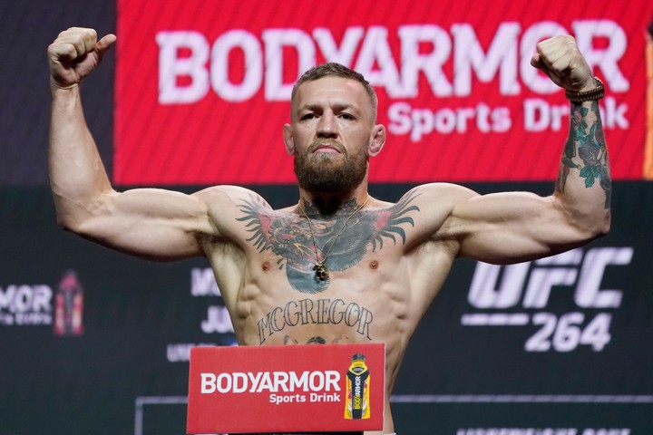 McGregor sľubuje raketový budúcoročný návrat